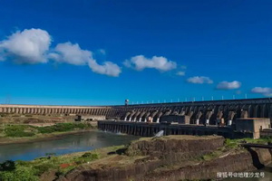 青春展风采 技艺巧手露